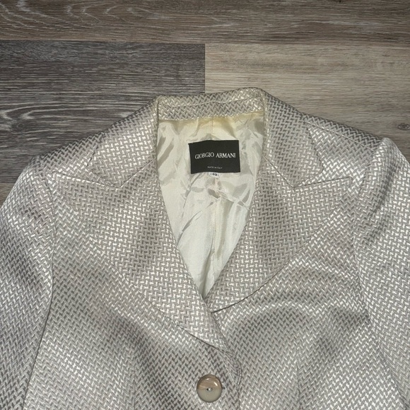 Giorgio Armani Women’s Gray Blazer - Picture 2 of 11